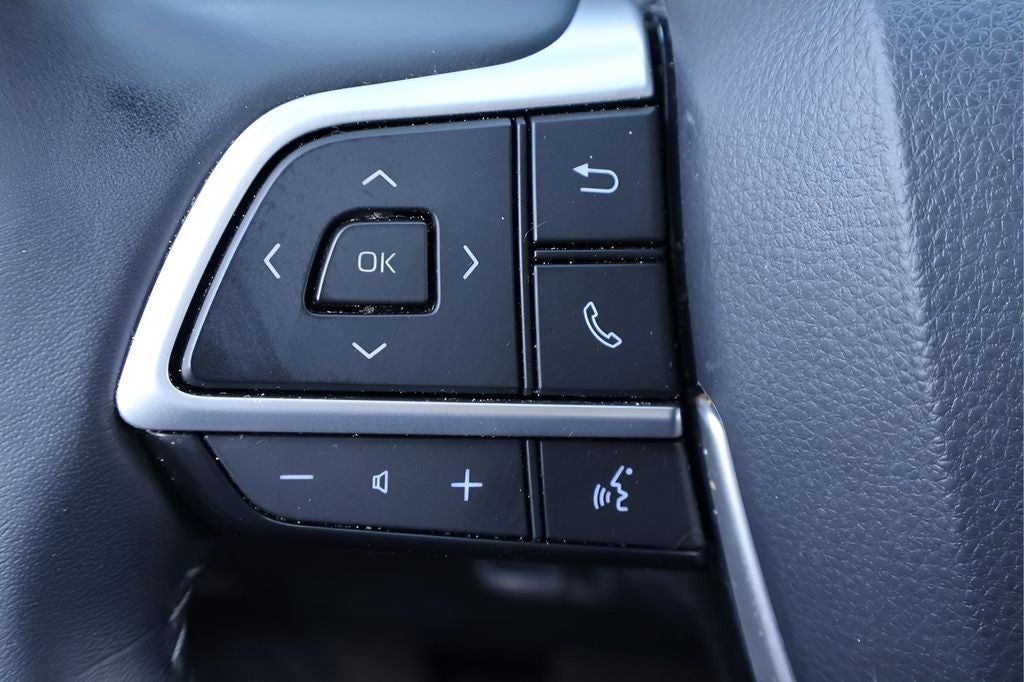 2022 Toyota Highlander Hybrid LE