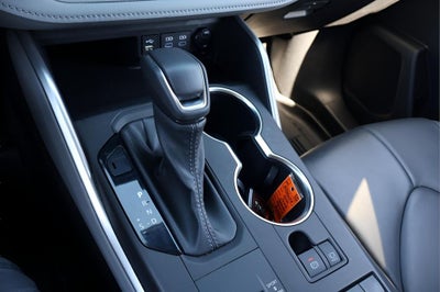 2022 Toyota Highlander Hybrid LE