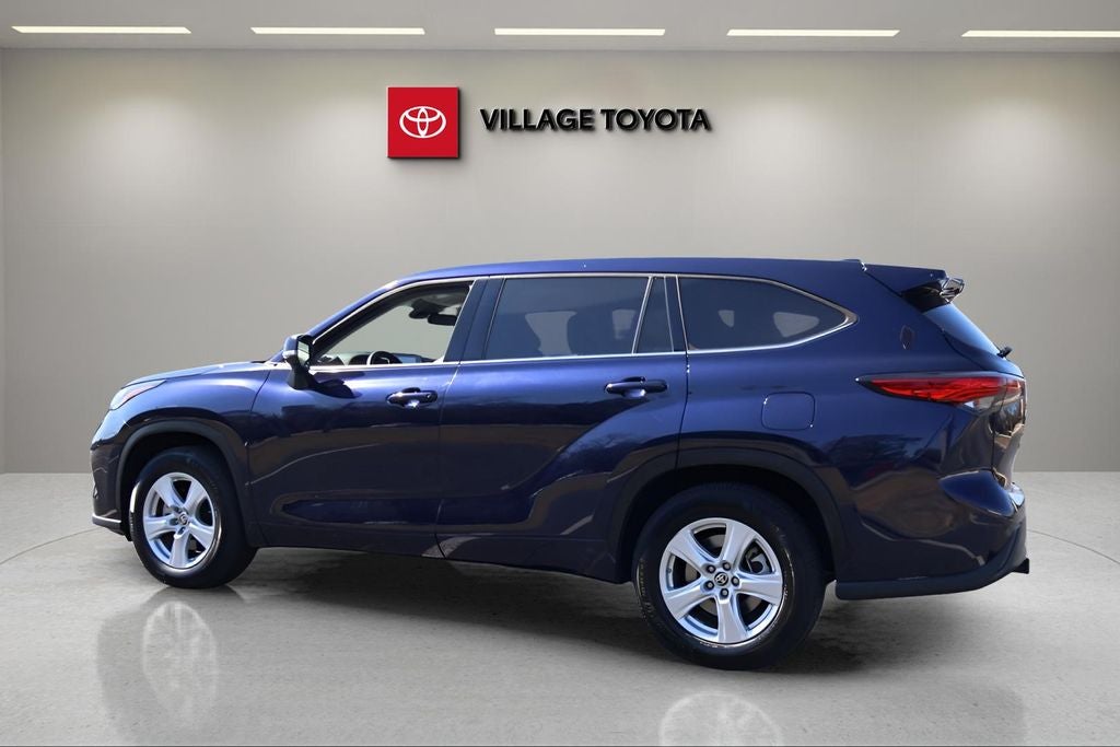 2022 Toyota Highlander Hybrid LE