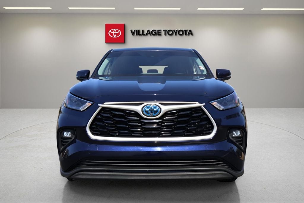 2022 Toyota Highlander Hybrid LE