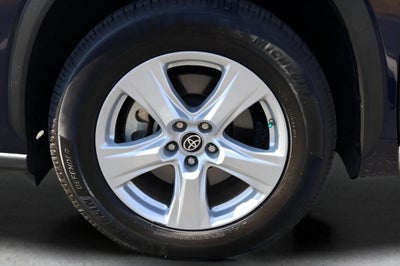 2022 Toyota Highlander Hybrid LE