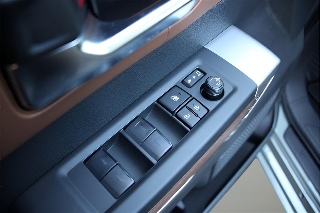 2025 Toyota Tundra Hybrid 1794 Edition