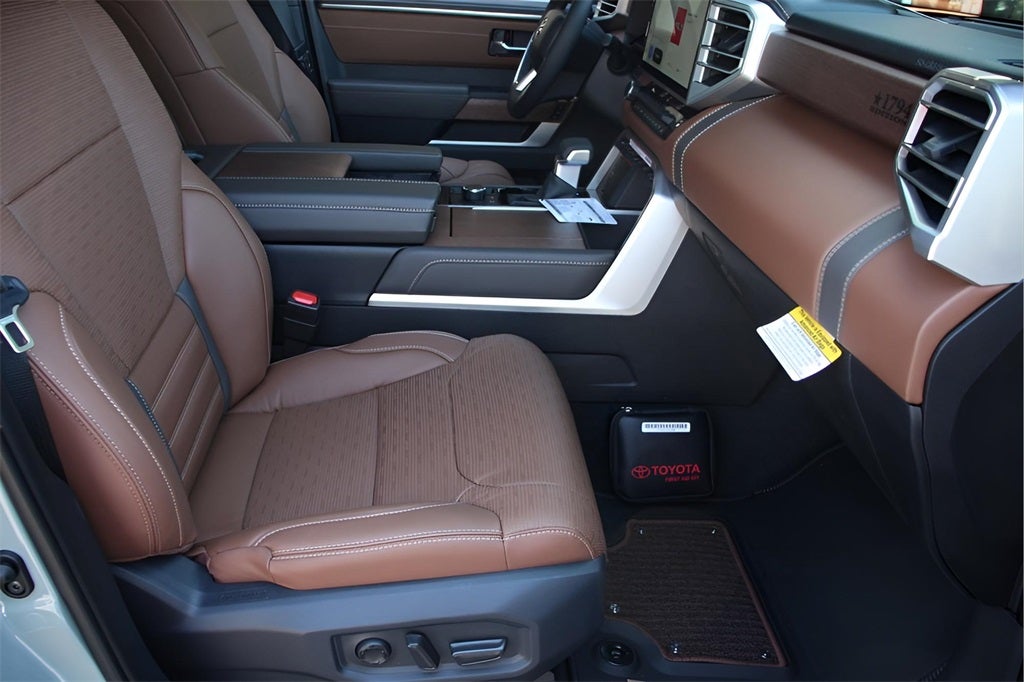 2025 Toyota Tundra Hybrid 1794 Edition