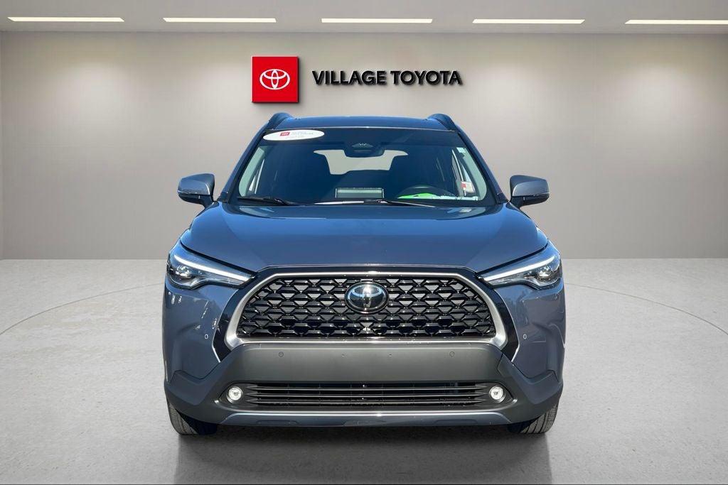 2024 Toyota Corolla Cross XLE