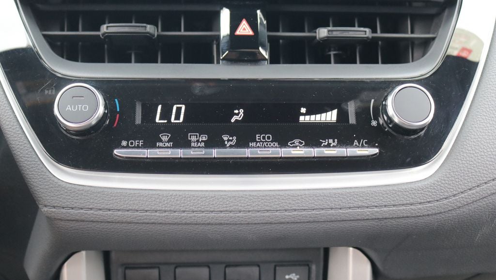 2024 Toyota Corolla Cross Hybrid SE