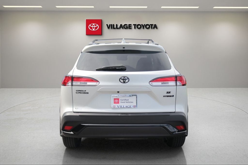 2024 Toyota Corolla Cross Hybrid SE