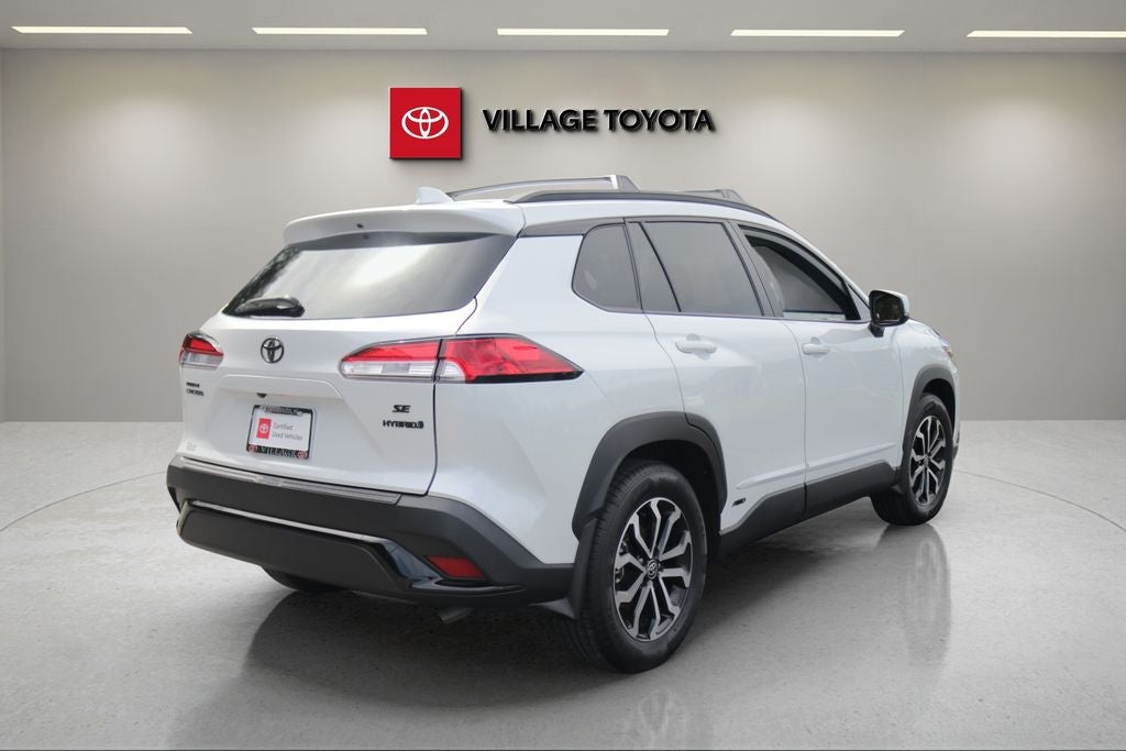 2024 Toyota Corolla Cross Hybrid SE