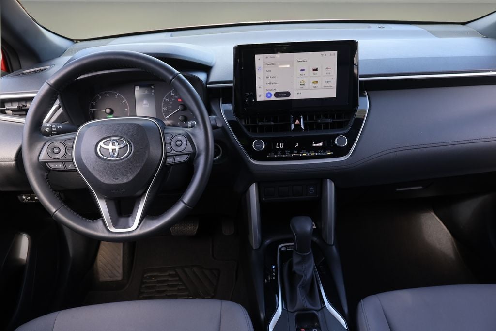 2023 Toyota Corolla Cross Hybrid SE