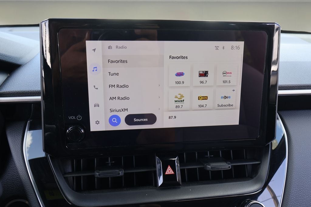 2023 Toyota Corolla Cross Hybrid SE