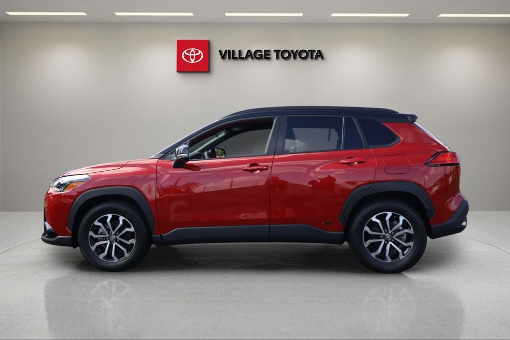 2023 Toyota Corolla Cross Hybrid SE