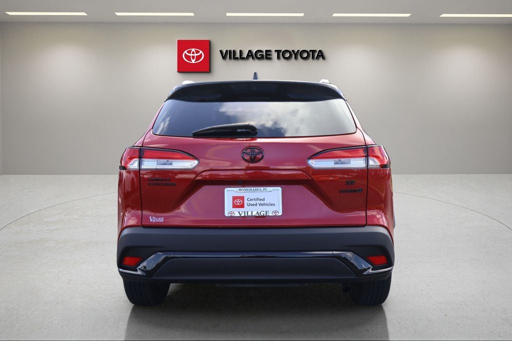 2023 Toyota Corolla Cross Hybrid SE