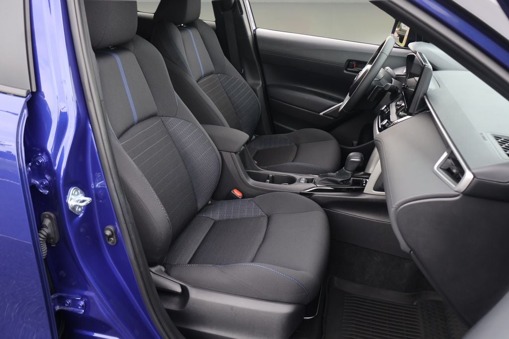 2025 Toyota Corolla Cross Hybrid SE