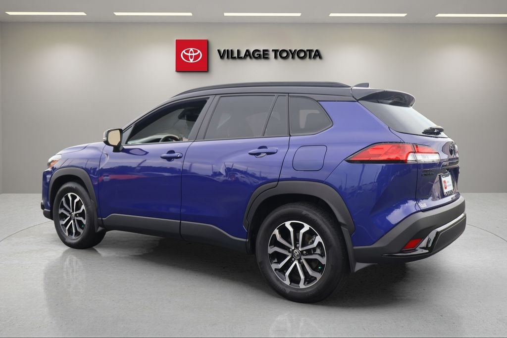 2025 Toyota Corolla Cross Hybrid SE