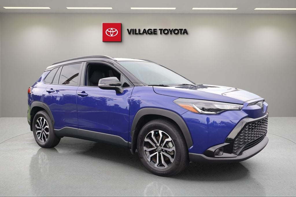 2025 Toyota Corolla Cross Hybrid SE
