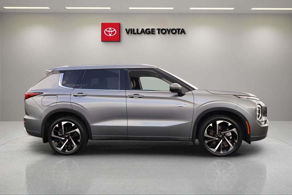 2023 Mitsubishi Outlander PHEV SEL