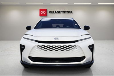 2025 Toyota Crown Signia XLE