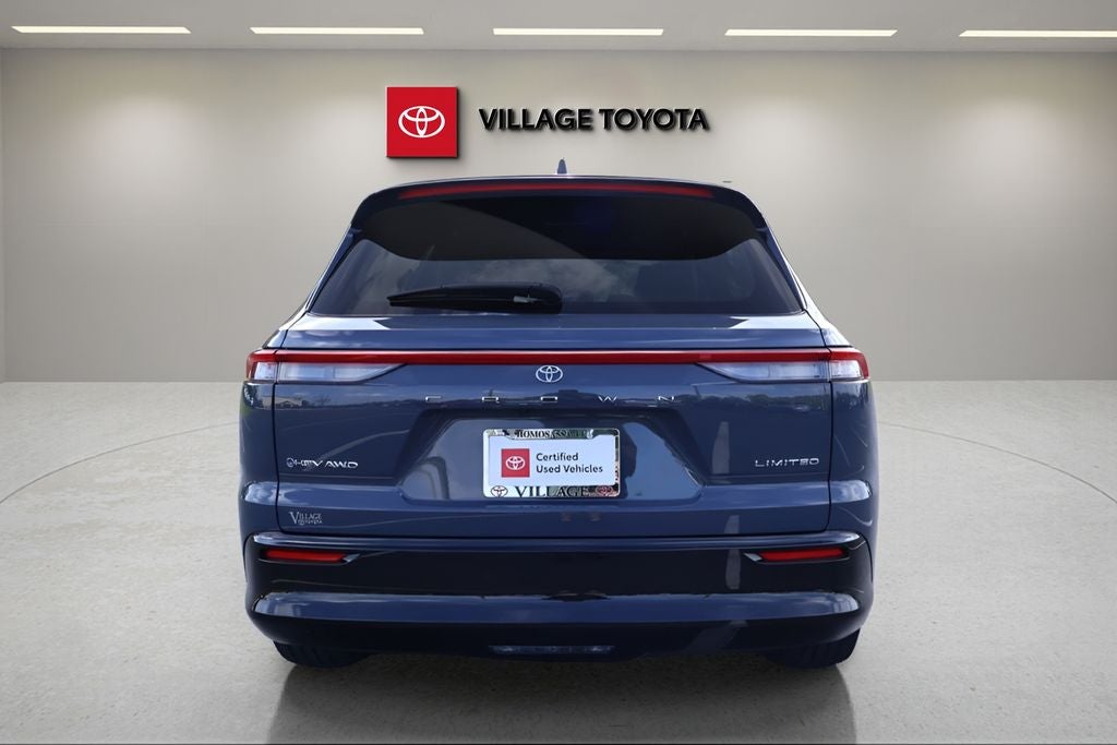 2025 Toyota Crown Signia Limited