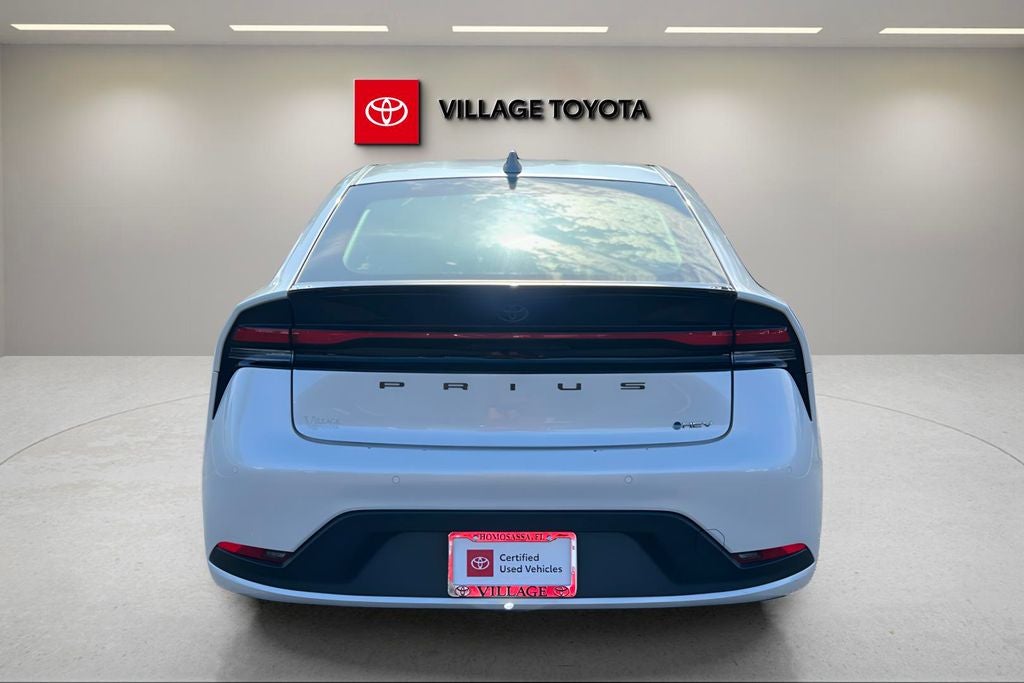 2024 Toyota Prius LE