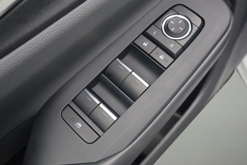 2025 Toyota Prius XLE