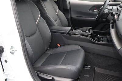 2025 Toyota Prius XLE