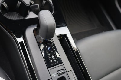 2025 Toyota Prius XLE