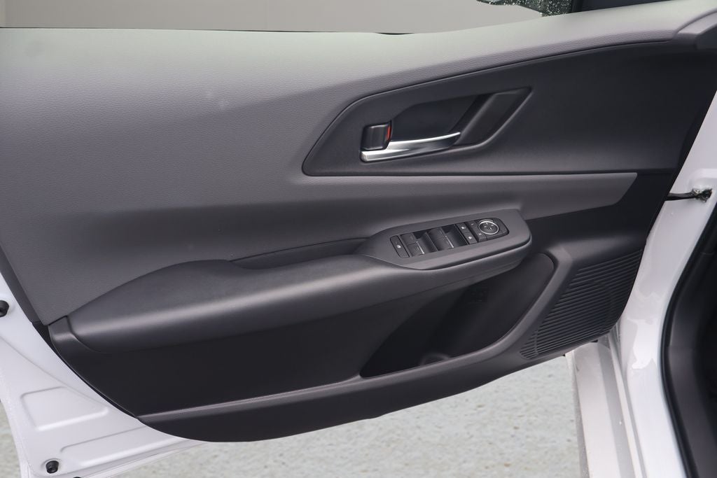 2025 Toyota Prius XLE