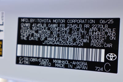 2025 Toyota Prius XLE