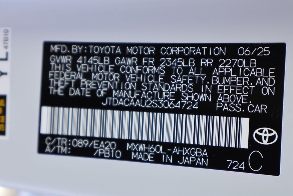 2025 Toyota Prius XLE