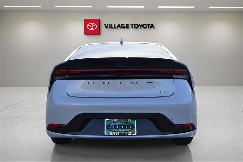 2025 Toyota Prius XLE