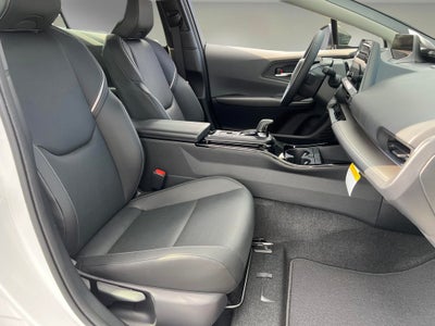 2025 Toyota Prius XLE
