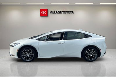 2025 Toyota Prius XLE