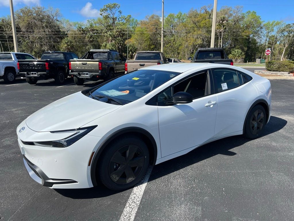 2026 Toyota Prius Plug-In Hybrid SE