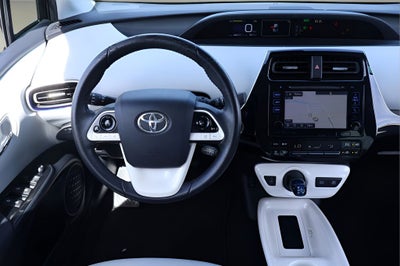 2016 Toyota Prius Four Touring