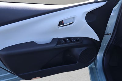 2016 Toyota Prius Four Touring