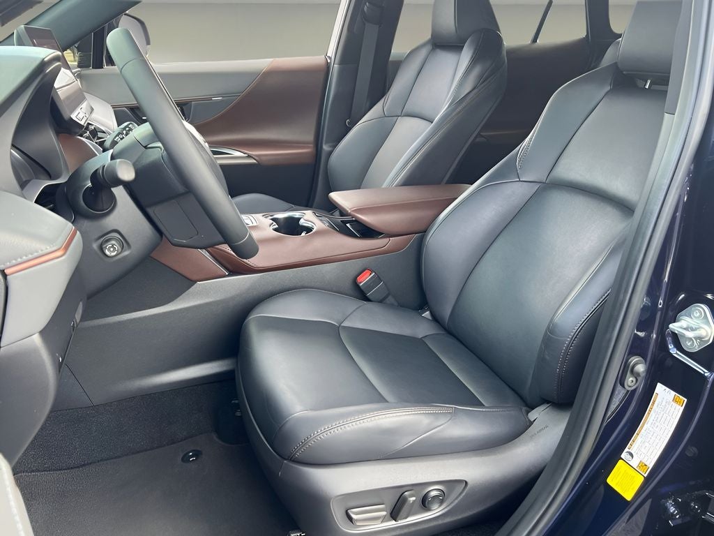 2023 Toyota Venza XLE