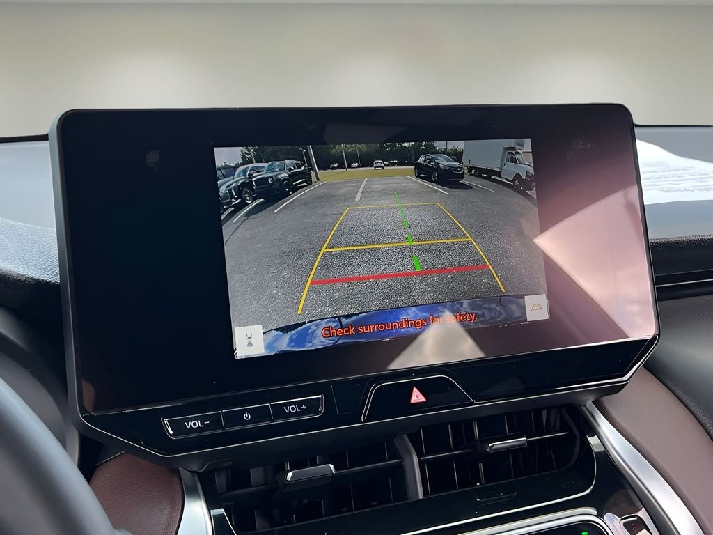 2023 Toyota Venza XLE