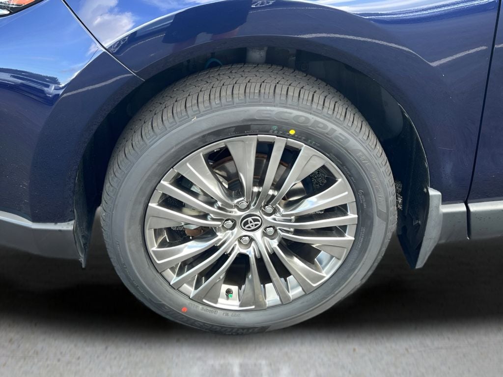 2023 Toyota Venza XLE