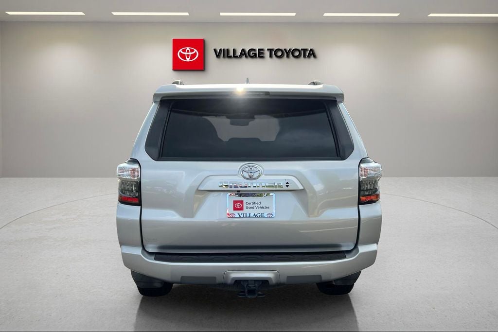 2022 Toyota 4Runner SR5