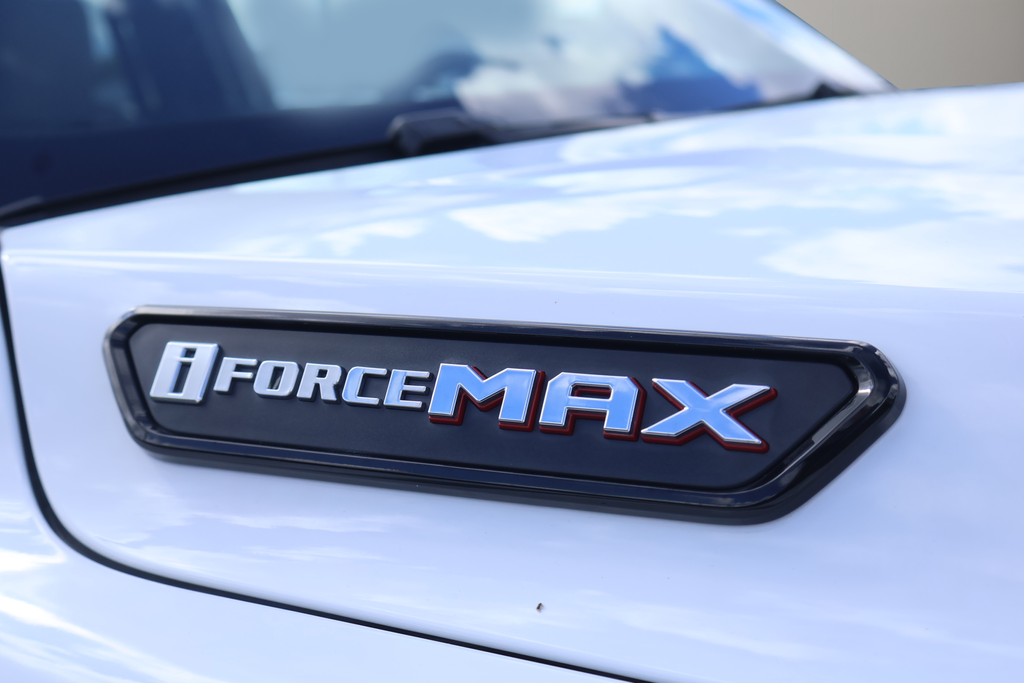 2025 Toyota 4Runner i-FORCE MAX Hybrid TRD Off Road