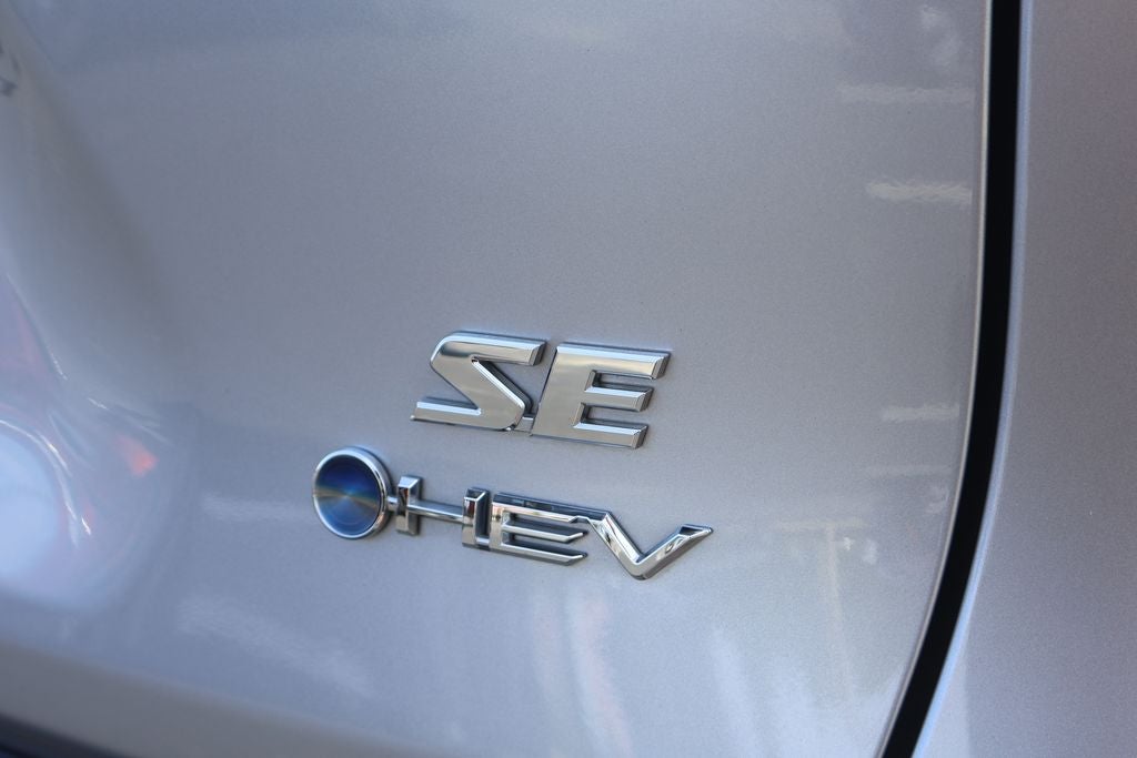 2025 Toyota RAV4 Hybrid SE