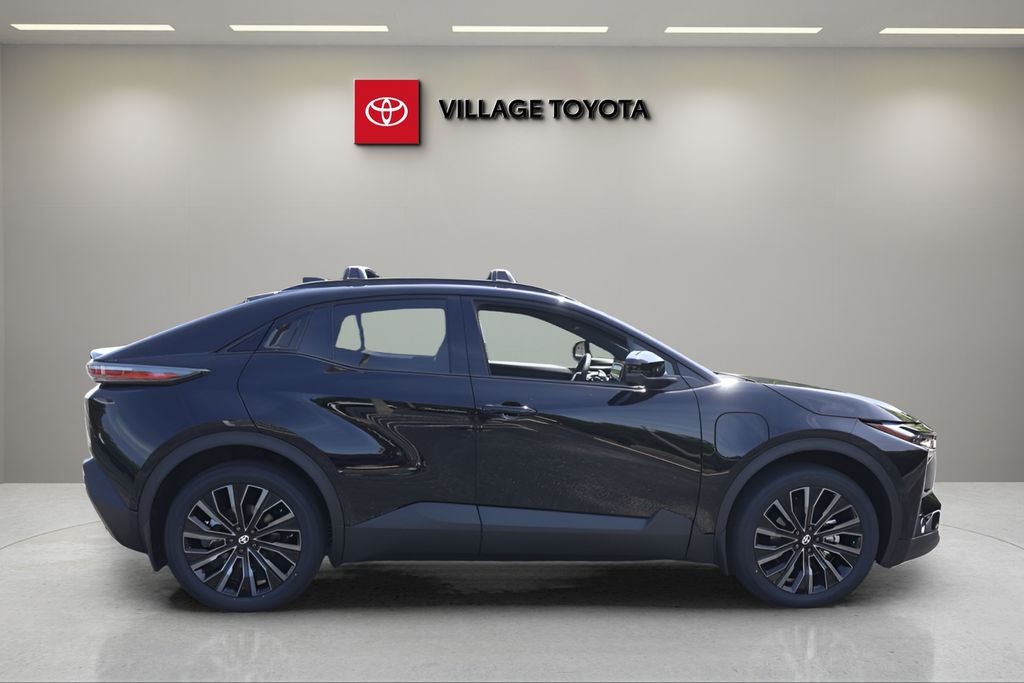2026 Toyota C-HR Base