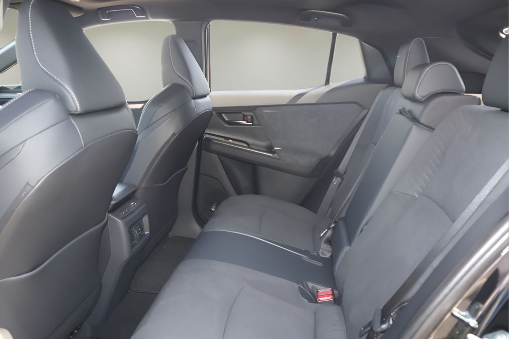 2026 Toyota C-HR Base