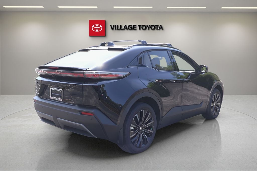 2026 Toyota C-HR Base