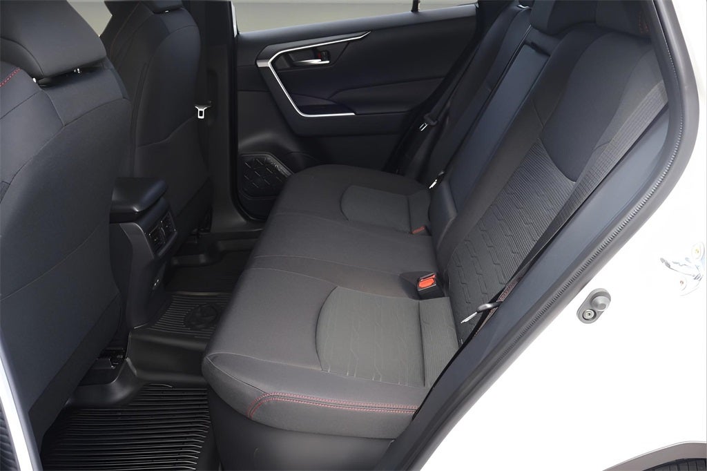 2025 Toyota RAV4 Plug-In Hybrid SE