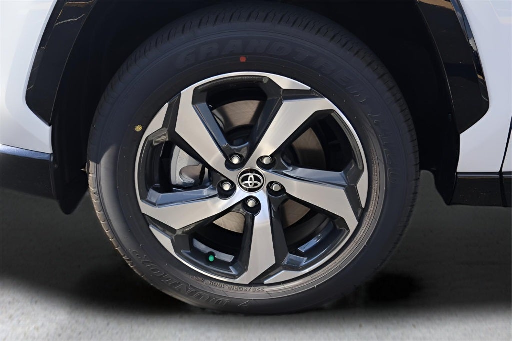 2025 Toyota RAV4 Plug-In Hybrid SE