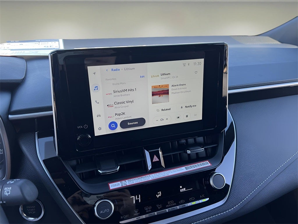 2026 Toyota Corolla Hatchback SE