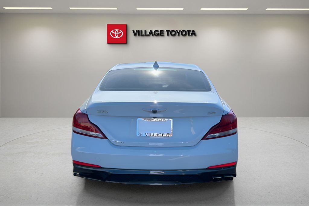 2020 Genesis G70 2.0T