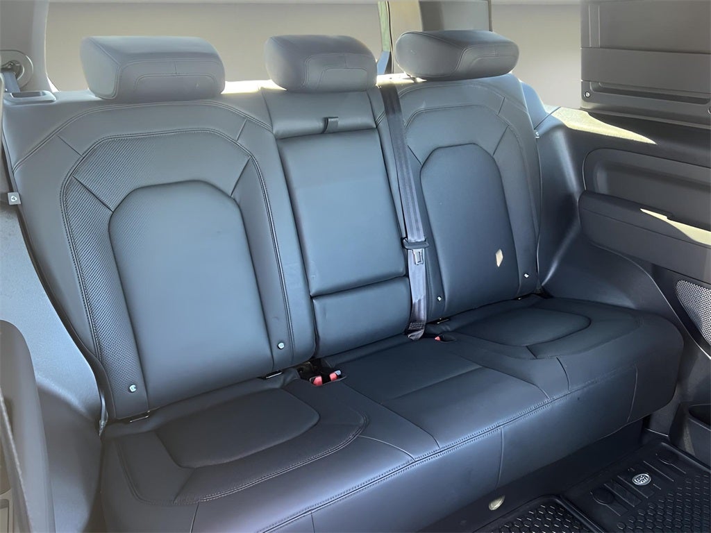 2023 Land Rover Defender 90 75th Edition