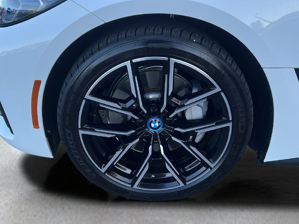 2023 BMW i4 eDrive40