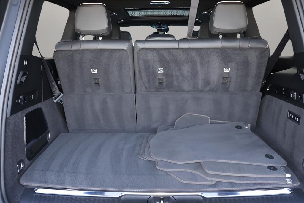 2023 Jeep Grand Wagoneer Series III